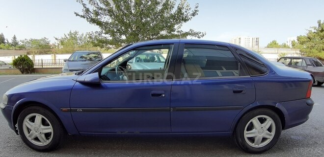 Opel Vectra 1996, 162,000 km - 2.0 l - Bakı