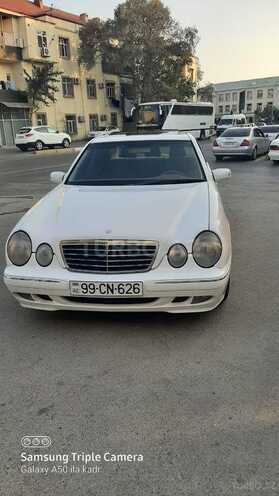 Mercedes E 320 1999, 210,000 km - 3.2 l - Bakı