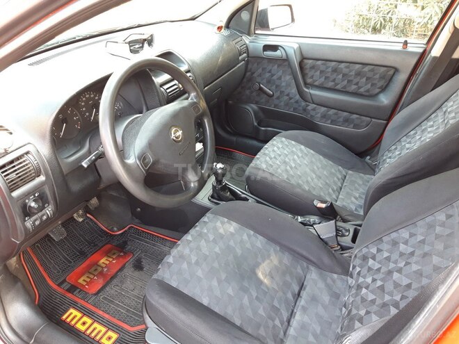 Opel Astra 1998, 285,000 km - 1.5 л - Bakı