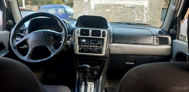 Mitsubishi Pajero io 1999, 185,000 km - 2.0 l - Bakı