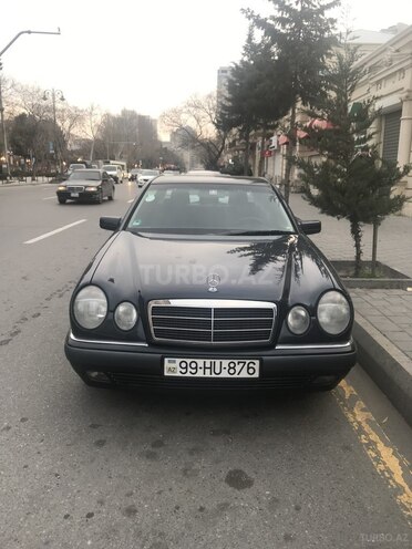Mercedes E 240 1998, 256,000 km - 2.4 л - Bakı