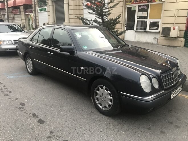 Mercedes E 240 1998, 256,000 km - 2.4 л - Bakı