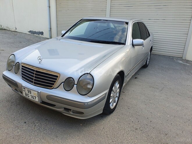 Mercedes E 240 2001, 237,000 km - 2.6 л - Bakı