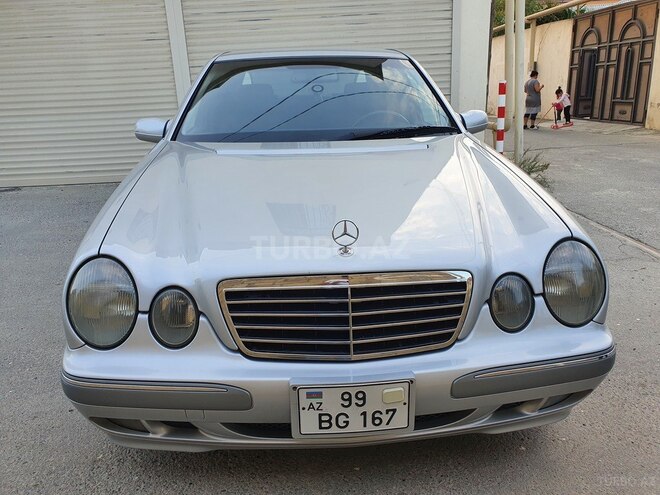Mercedes E 240 2001, 237,000 km - 2.6 л - Bakı