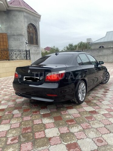 BMW 525 2005, 330,000 km - 2.5 l - Bakı