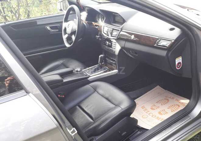 Mercedes E 200 2011, 162,155 km - 1.8 l - Qəbələ