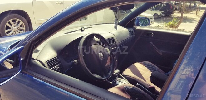 Volkswagen Golf 2001, 255,000 km - 2.0 л - Bakı