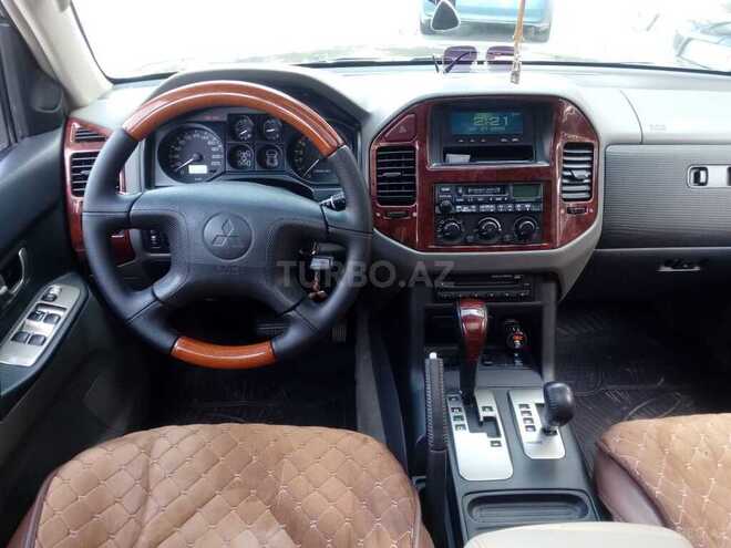 Mitsubishi Pajero 2004, 160,000 km - 3.8 л - Sumqayıt