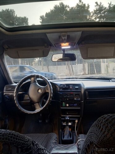 Opel Vectra 1992, 300,000 km - 1.8 l - Bakı