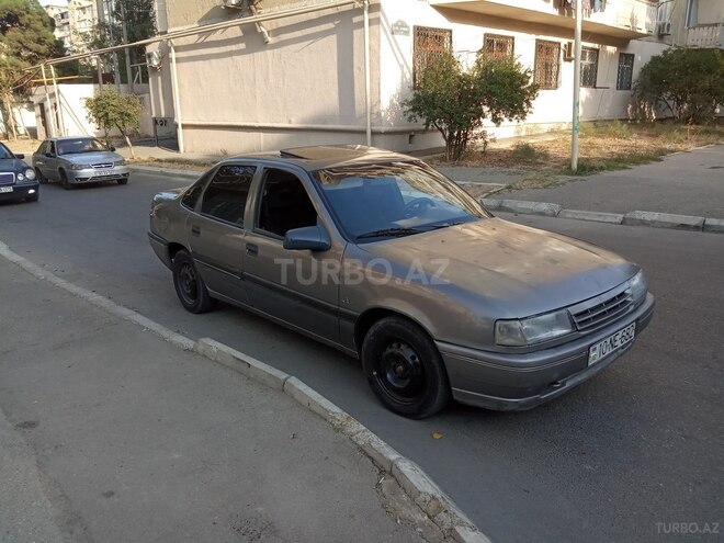 Opel Vectra 1992, 300,000 km - 1.8 l - Bakı