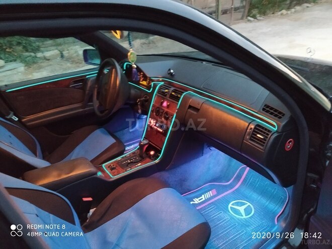 Mercedes E 240 1998, 201,015 km - 2.4 l - Bakı