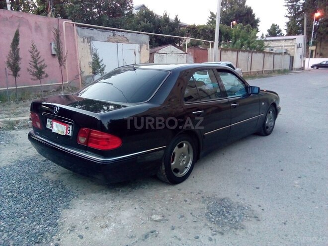 Mercedes E 220 1999, 342,000 km - 2.2 l - Hacıqabul