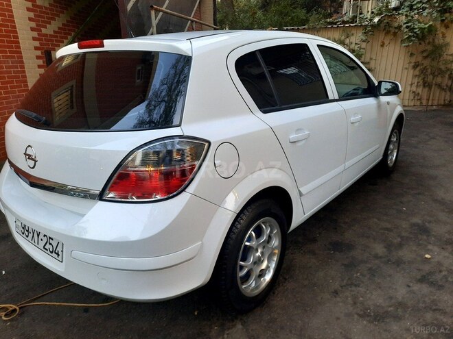 Opel Astra 2009, 194,000 km - 1.4 l - Bakı