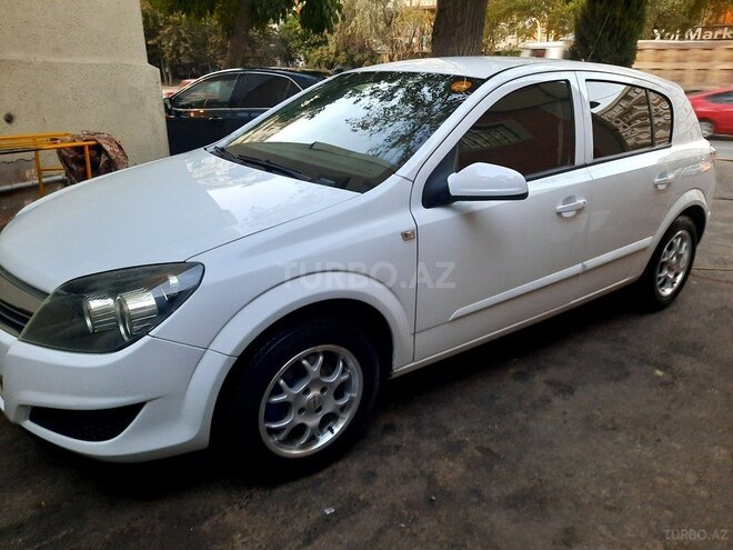 Opel Astra 2009, 194,000 km - 1.4 l - Bakı