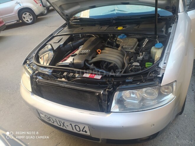Audi A4 2001, 327 km - 2.0 л - Bakı