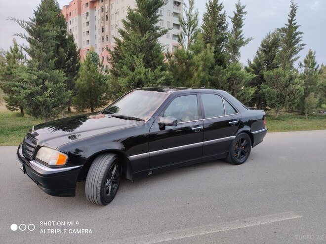 Mercedes C 230 2000, 189,000 km - 2.3 l - Bakı