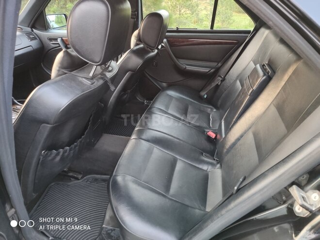 Mercedes C 230 2000, 189,000 km - 2.3 l - Bakı