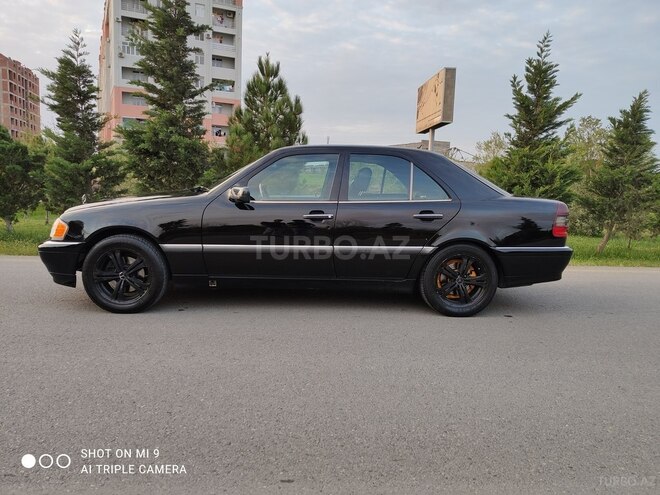 Mercedes C 230 2000, 189,000 km - 2.3 l - Bakı