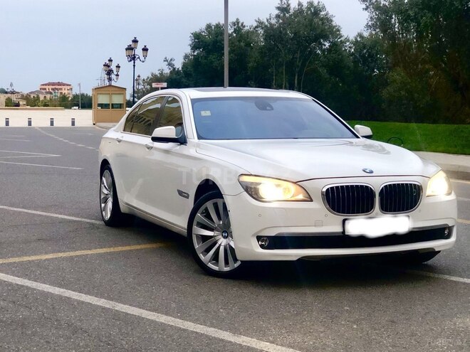 BMW 750 2009, 188,000 km - 4.4 l - Bakı