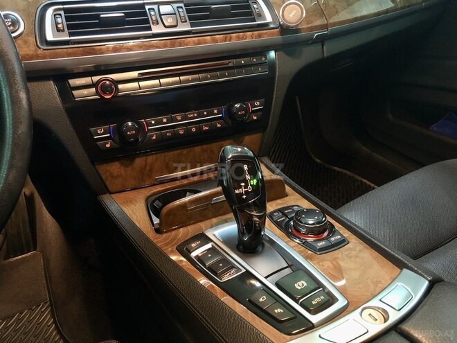 BMW 750 2009, 188,000 km - 4.4 l - Bakı