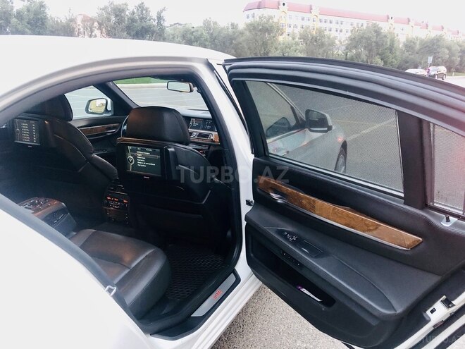 BMW 750 2009, 188,000 km - 4.4 l - Bakı