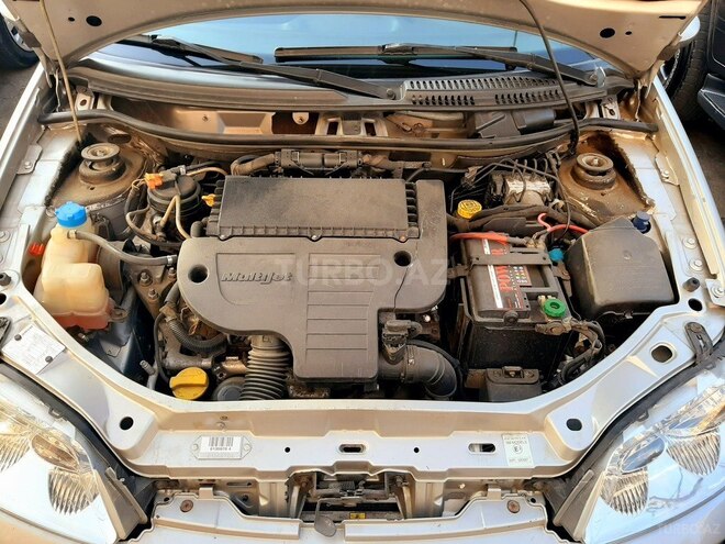 Fiat Punto 2006, 111,000 km - 1.3 l - Bakı