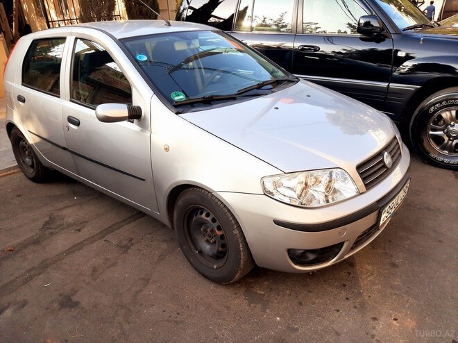 Fiat Punto 2006, 111,000 km - 1.3 l - Bakı