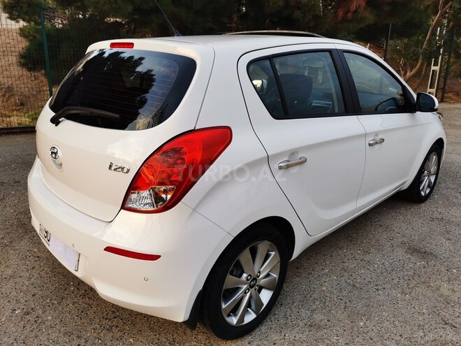 Hyundai i20 2012, 52,000 km - 1.4 л - Bakı