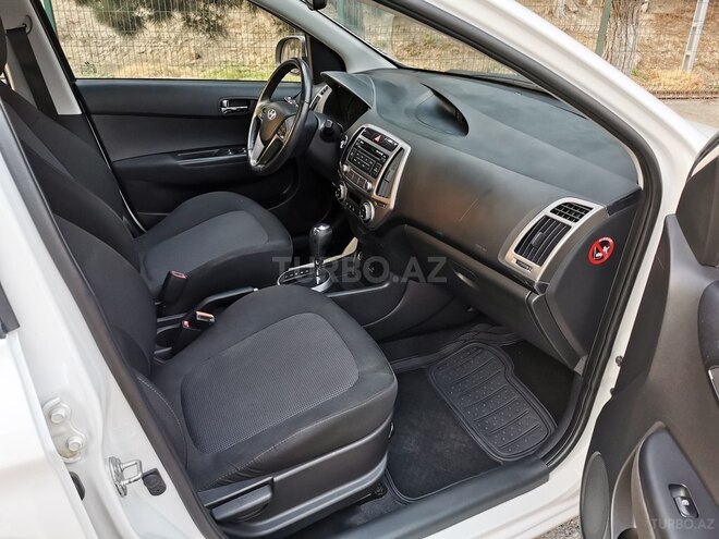 Hyundai i20 2012, 52,000 km - 1.4 л - Bakı