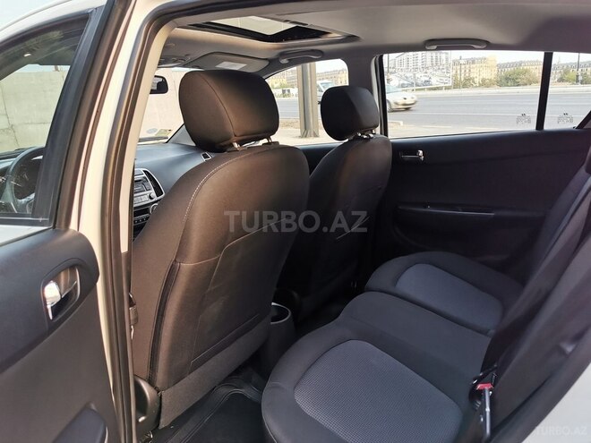 Hyundai i20 2012, 52,000 km - 1.4 л - Bakı