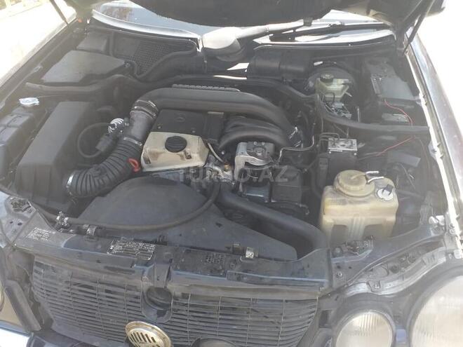 Mercedes E 220 1998, 650,000 km - 2.2 л - Bakı