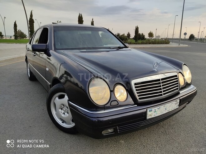 Mercedes E 240 1999, 168,000 km - 2.4 л - Bakı