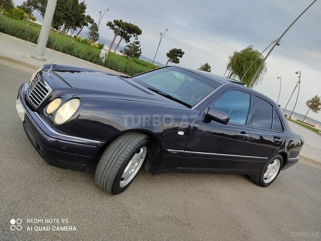 Mercedes E 240 1999, 168,000 km - 2.4 л - Bakı