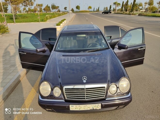 Mercedes E 240 1999, 168,000 km - 2.4 л - Bakı