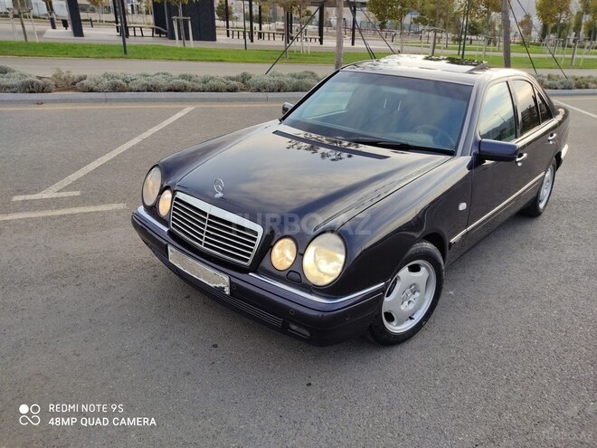 Mercedes E 240 1999, 168,000 km - 2.4 л - Bakı