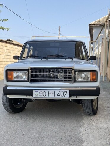 LADA (VAZ) 2107 2010, 180,000 km - 1.5 l - Salyan