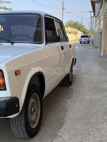LADA (VAZ) 2107 2010, 180,000 km - 1.5 l - Salyan