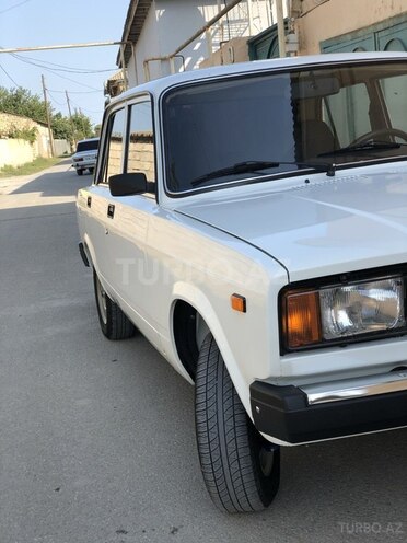 LADA (VAZ) 2107 2010, 180,000 km - 1.5 l - Salyan