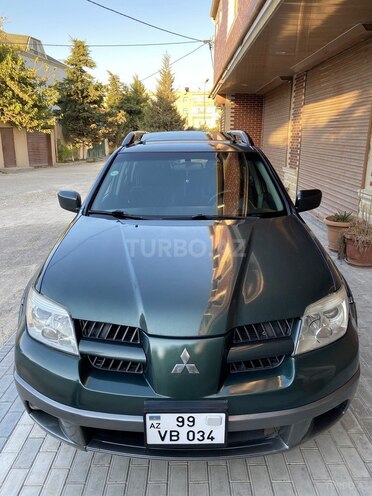 Mitsubishi Outlander 2004, 215,000 km - 2.4 l - Bakı