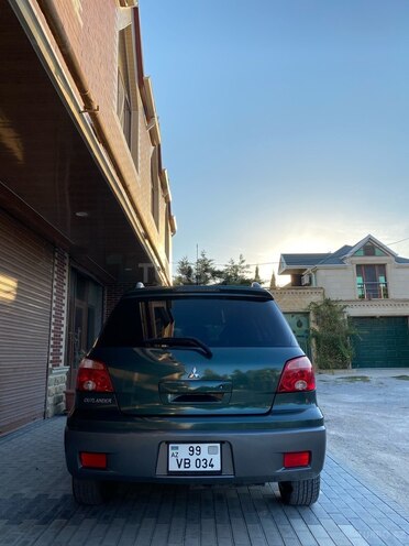 Mitsubishi Outlander 2004, 215,000 km - 2.4 l - Bakı