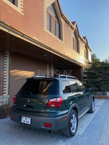 Mitsubishi Outlander 2004, 215,000 km - 2.4 l - Bakı