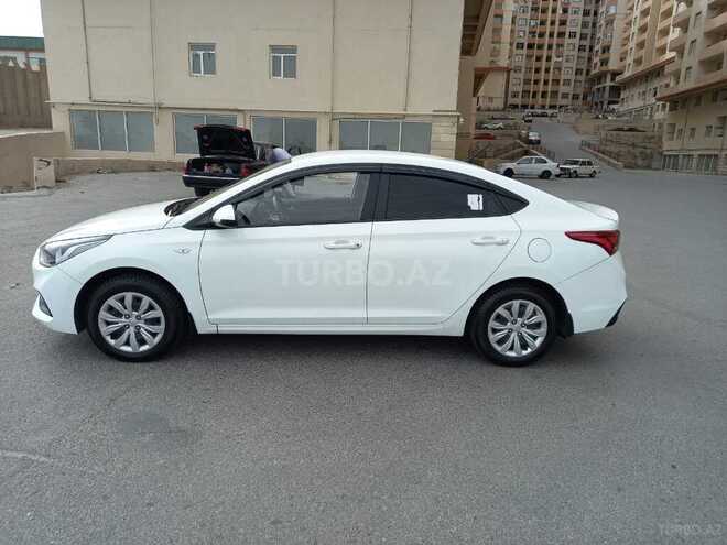 Hyundai Accent 2018, 137,600 km - 1.6 l - Bakı