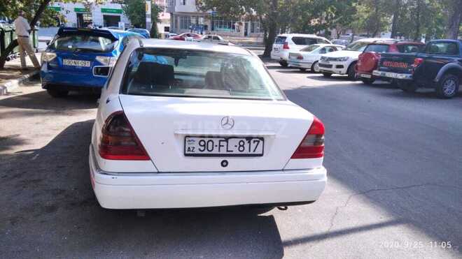 Mercedes C 180 1995, 300,000 km - 1.8 l - Bakı