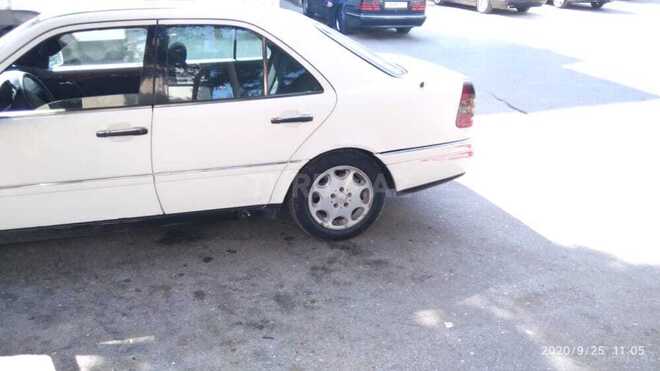 Mercedes C 180 1995, 300,000 km - 1.8 l - Bakı
