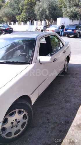Mercedes C 180 1995, 300,000 km - 1.8 l - Bakı