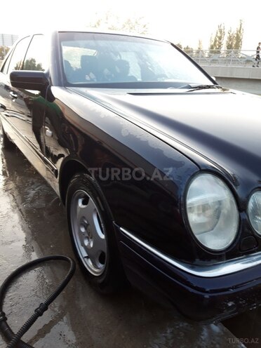 Mercedes E 280 1998, 152,000 km - 2.8 l - Bakı