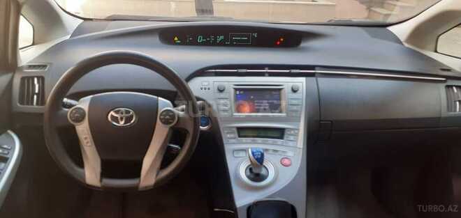 Toyota Prius 2014, 186,000 km - 1.8 l - Bakı