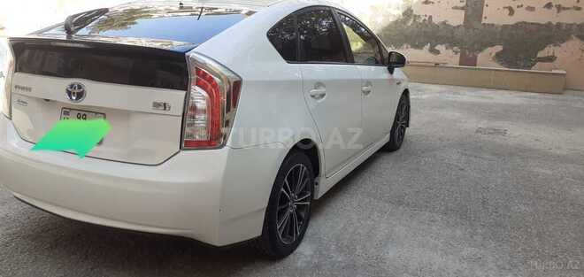 Toyota Prius 2014, 186,000 km - 1.8 l - Bakı