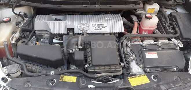 Toyota Prius 2014, 186,000 km - 1.8 l - Bakı