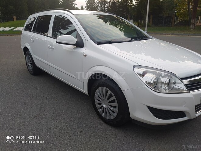 Opel Astra 2009, 158,000 km - 1.4 l - Mingəçevir